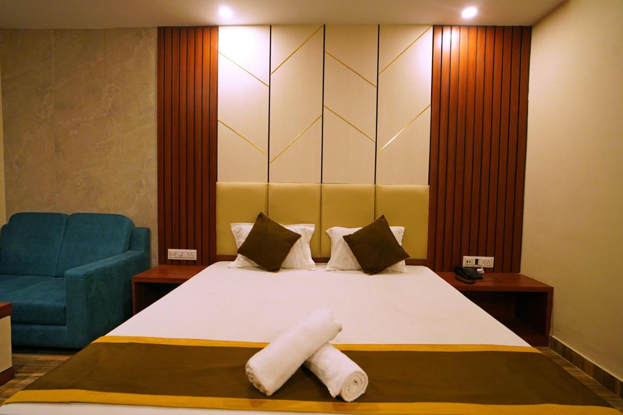 Royal Sea View !! Beach Front With Free Wifi !! ดีกา ภายนอก รูปภาพ