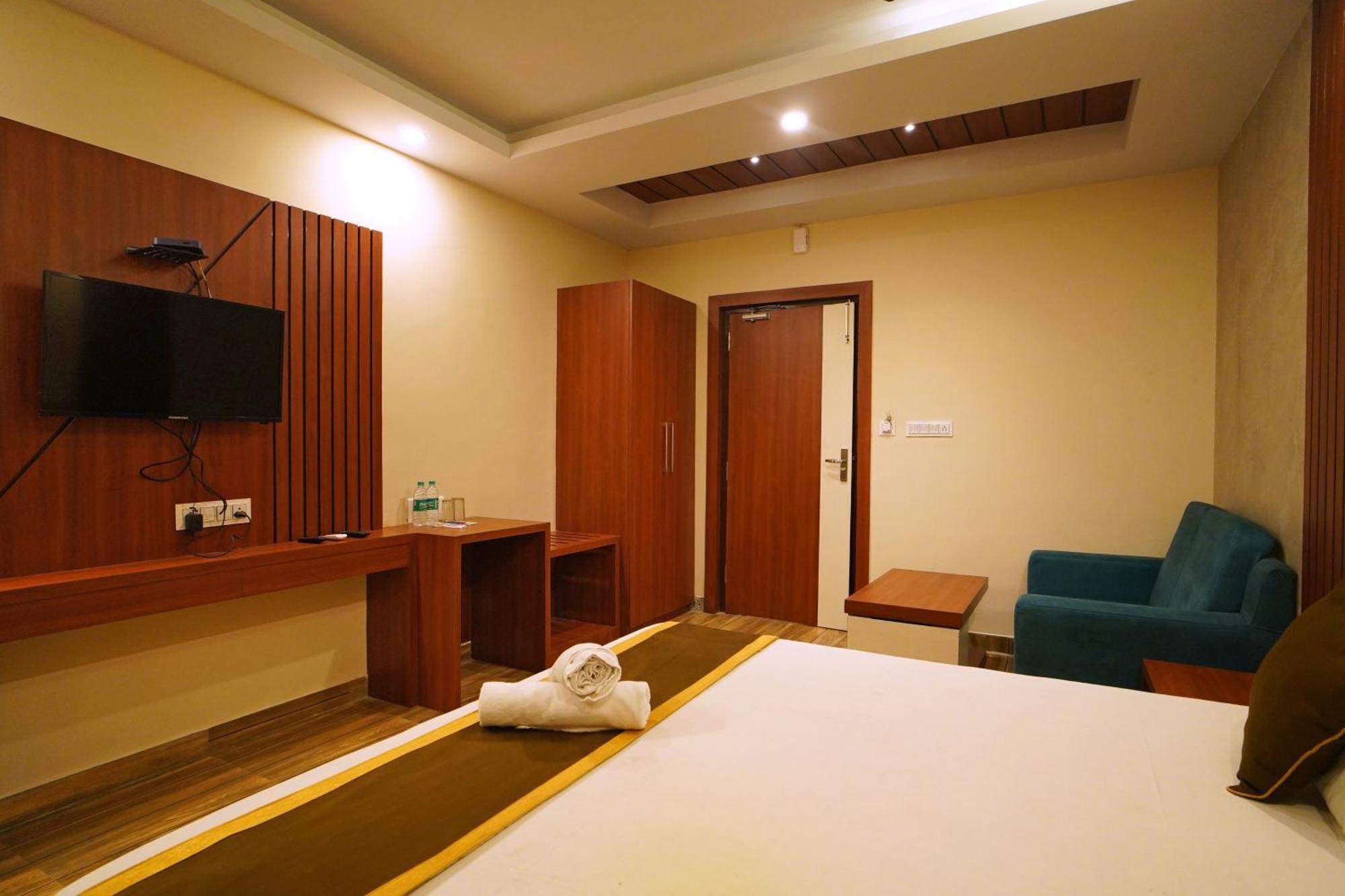 Royal Sea View !! Beach Front With Free Wifi !! ดีกา ภายนอก รูปภาพ