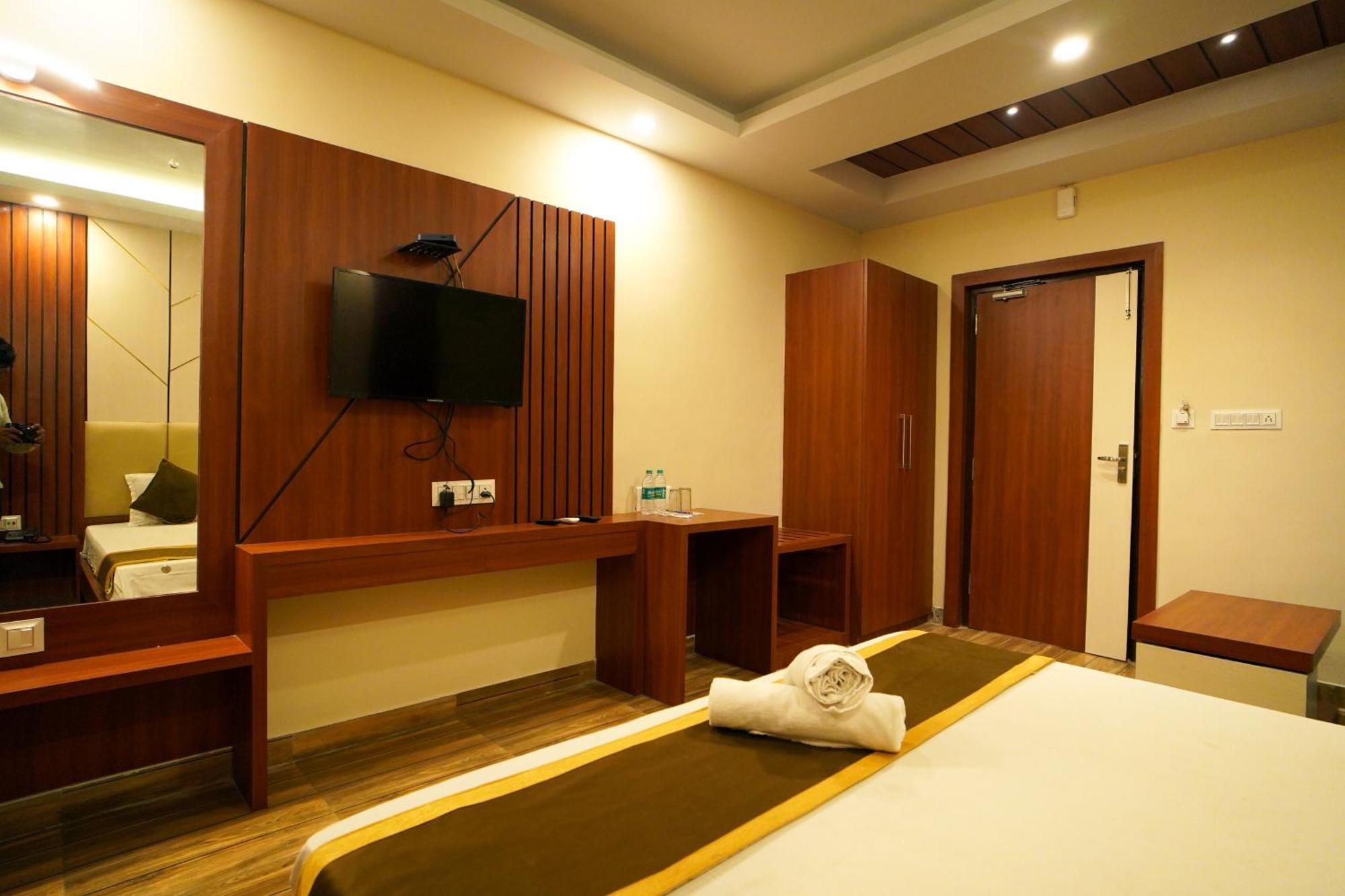 Royal Sea View !! Beach Front With Free Wifi !! ดีกา ภายนอก รูปภาพ